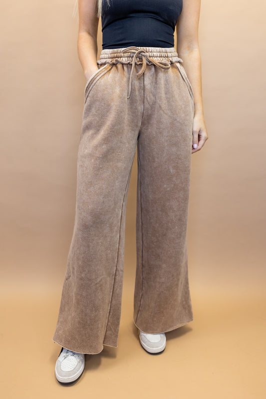 Nona Drawstring Pants in Brown