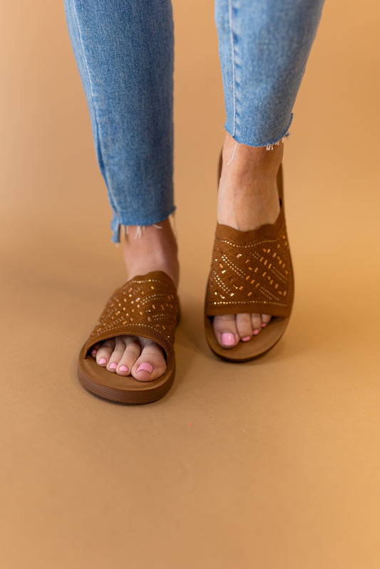 Clara Sandal in Tan